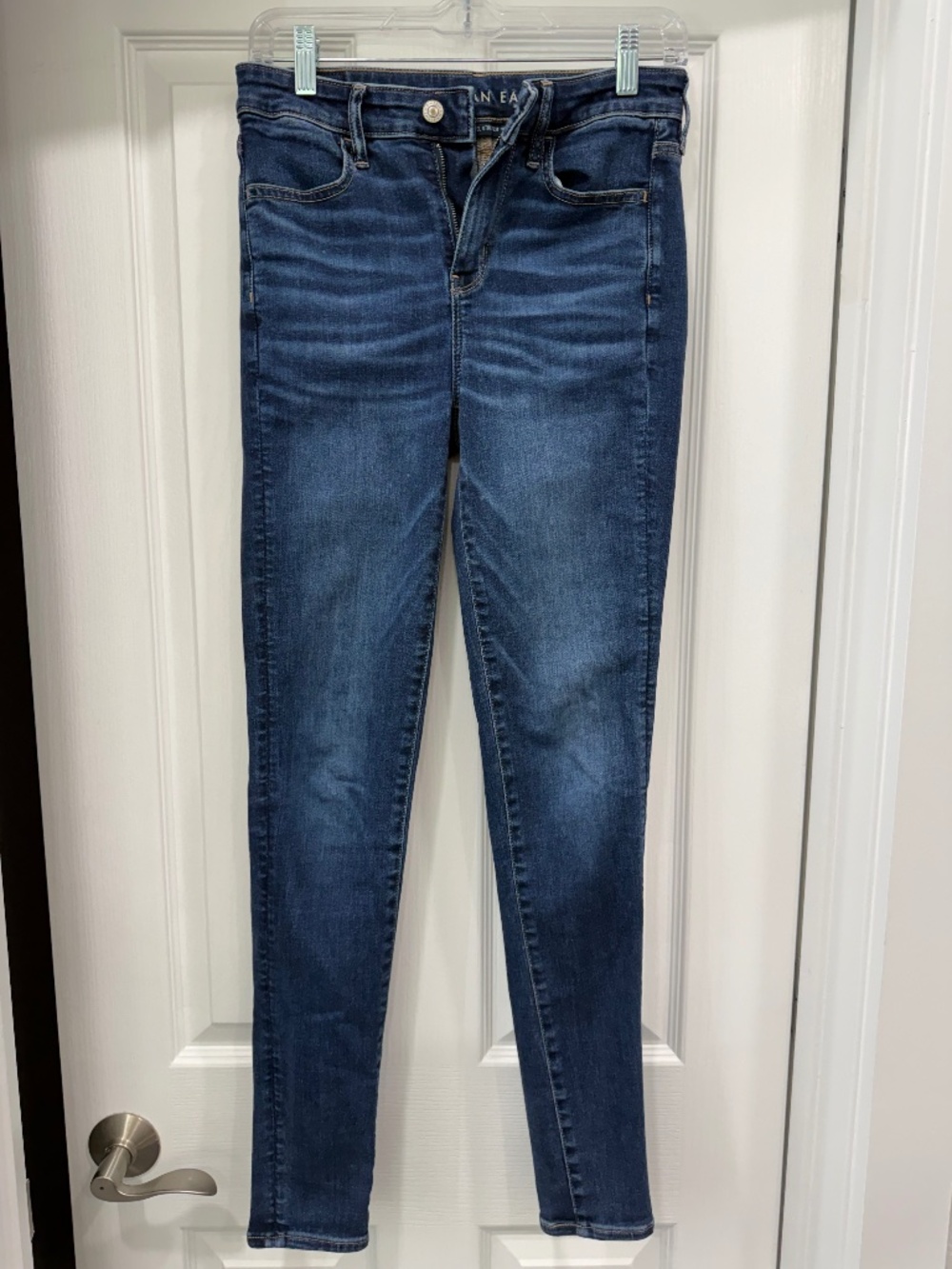 American Eagle Medium Wash High Rise Jegging Next Level Stretch Size 4 Long